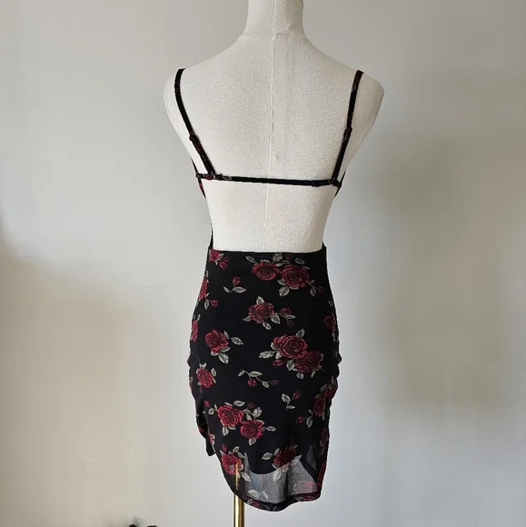 Garage Xs Cowl Neck Mini Floral Black and Red Dress - Picture 2 of 6